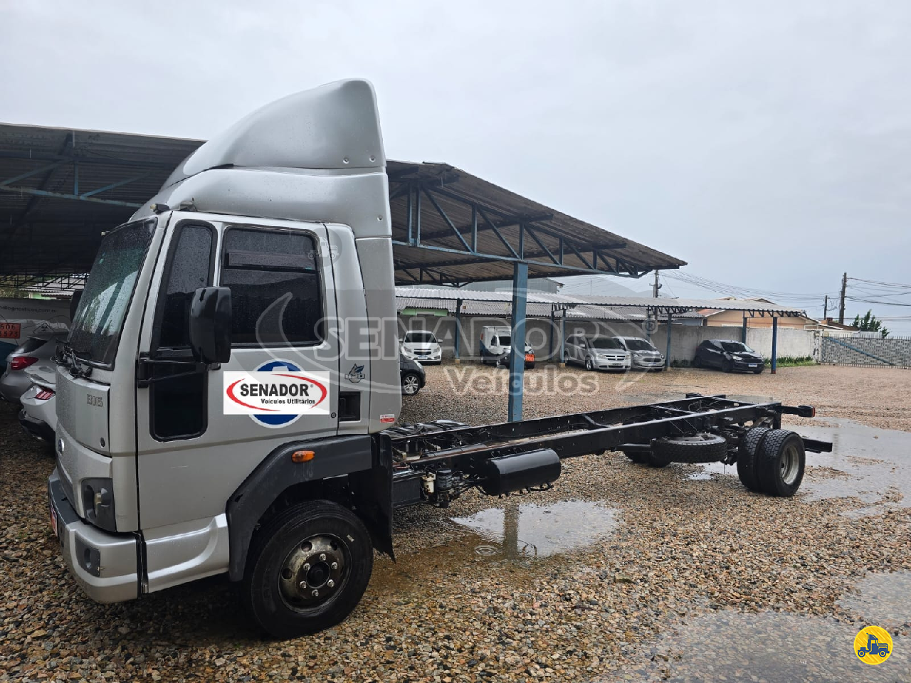 CAMINHAO FORD CARGO 816 Chassis 3/4 4x2 Senador Veículos CURITIBA PARANÁ PR